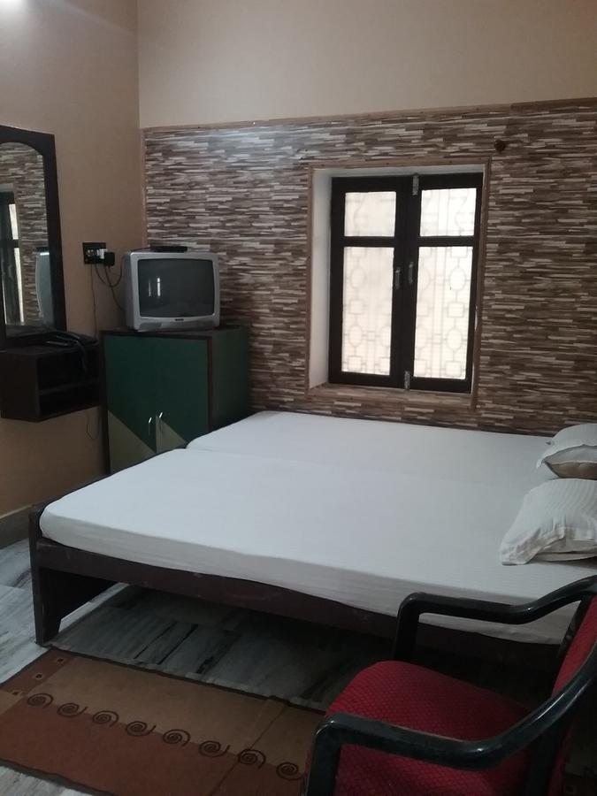 Teerth Guest House Варанаси Екстериор снимка