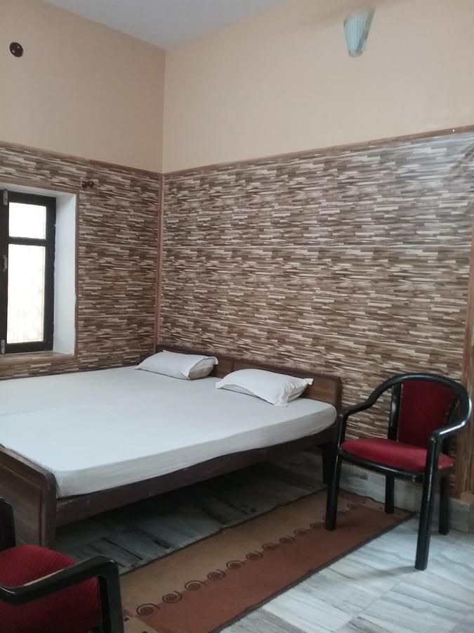 Teerth Guest House Варанаси Екстериор снимка